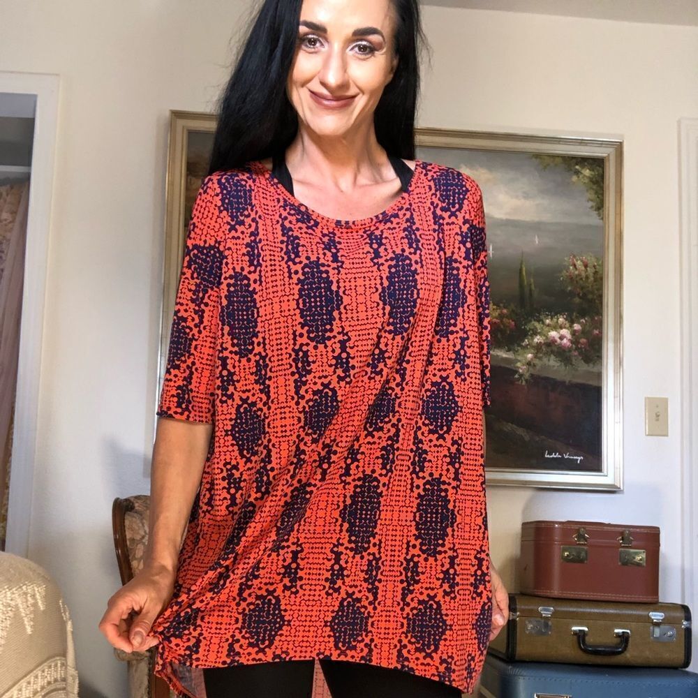 Lularoe long top shirt blouse